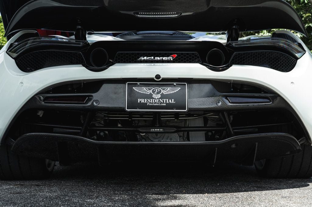 Used 2018 McLaren 720S Performance photo 27