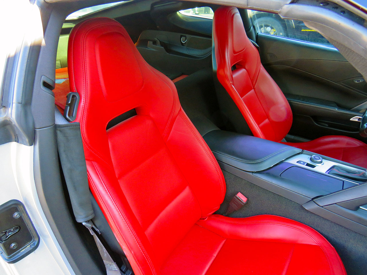 2016 Chevrolet Corvette w/ Z51 Performance Package