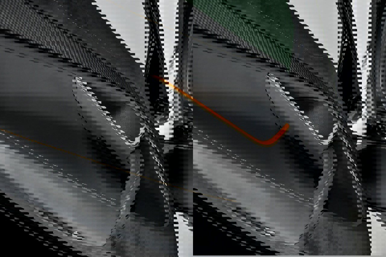 Used 2019 McLaren 720S Performance photo 21