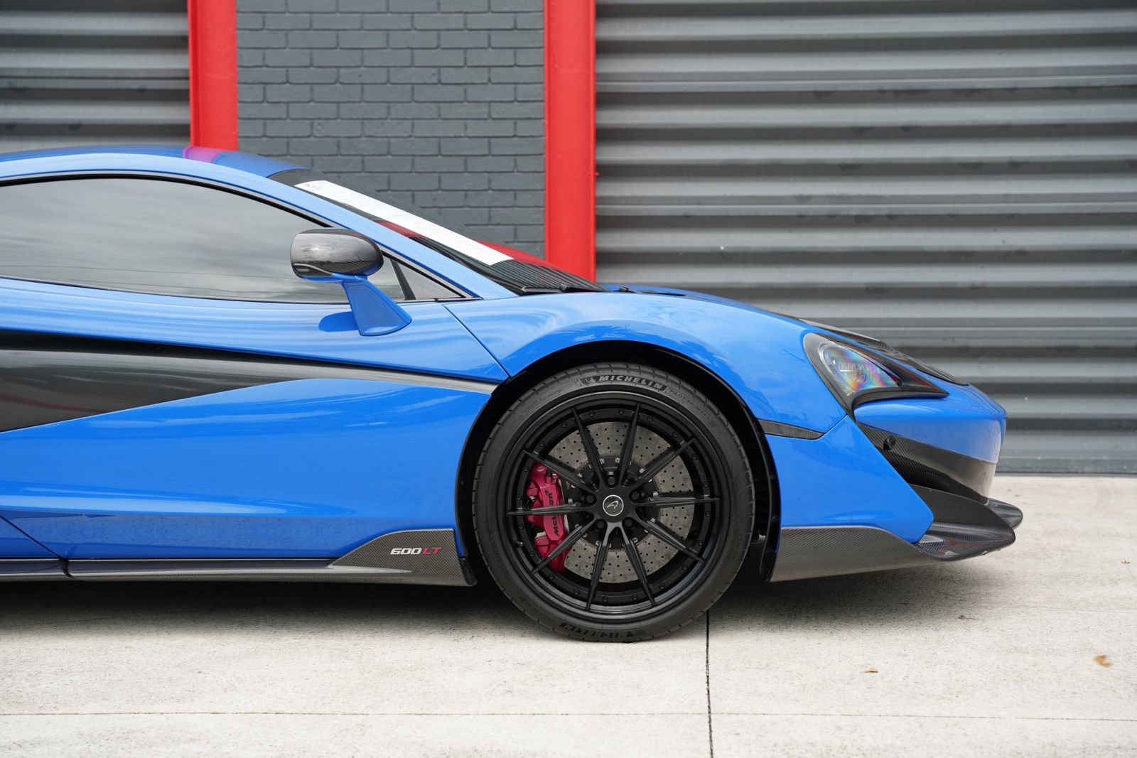 Used 2019 McLaren 600LT photo 24