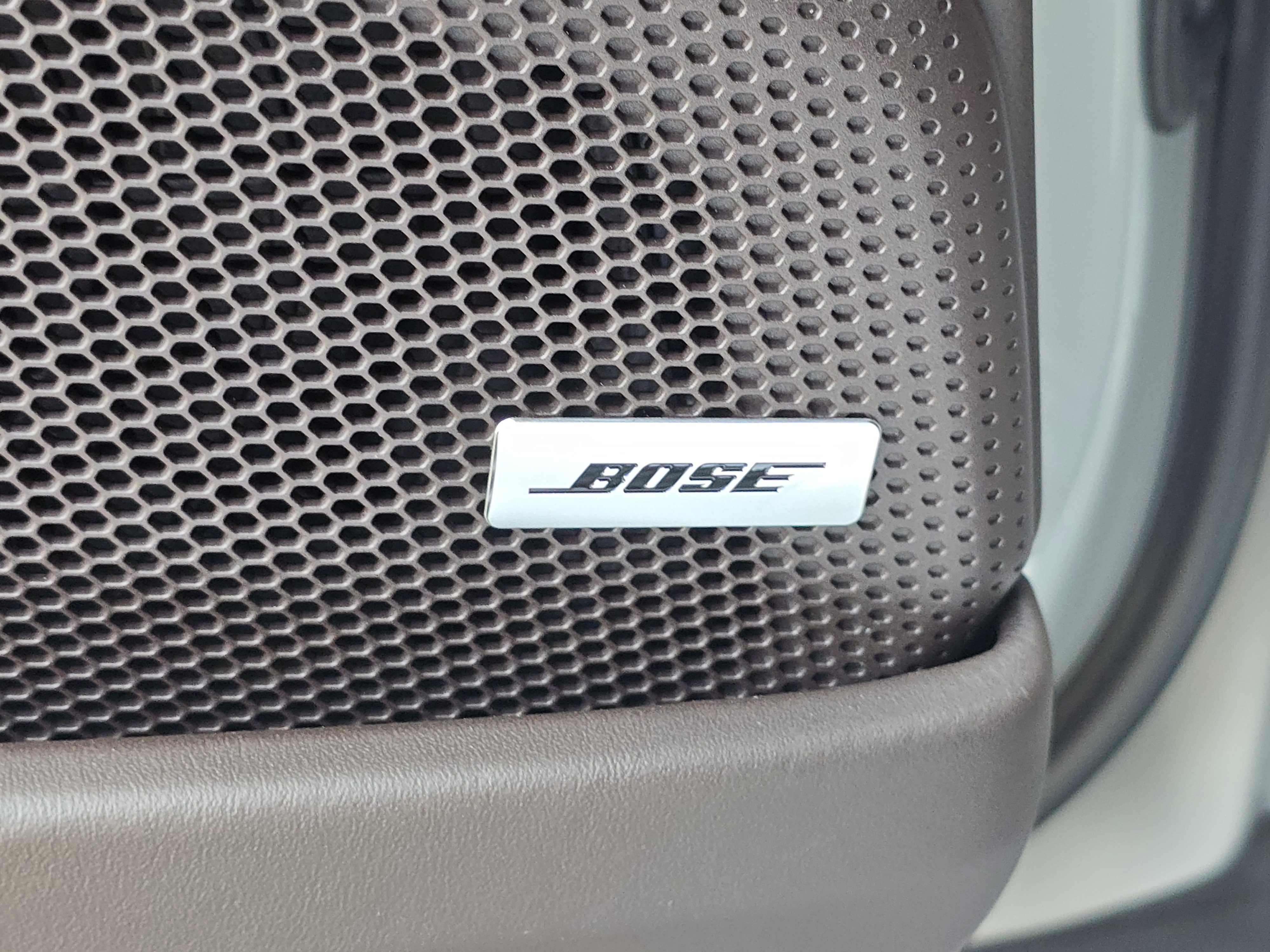 2025 Porsche Panamera 4