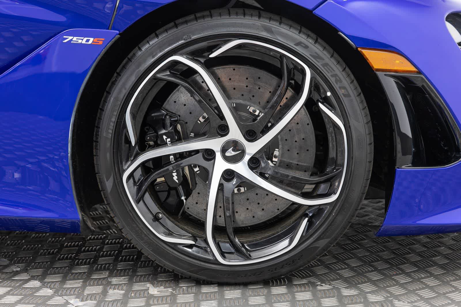 New 2027 McLaren 750S photo 42