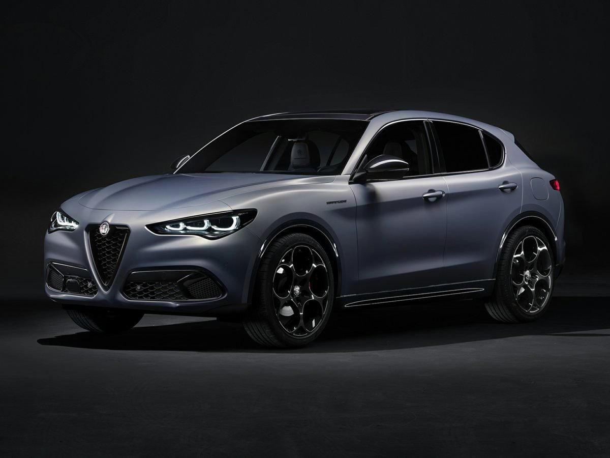 2024 Alfa Romeo Stelvio AWD