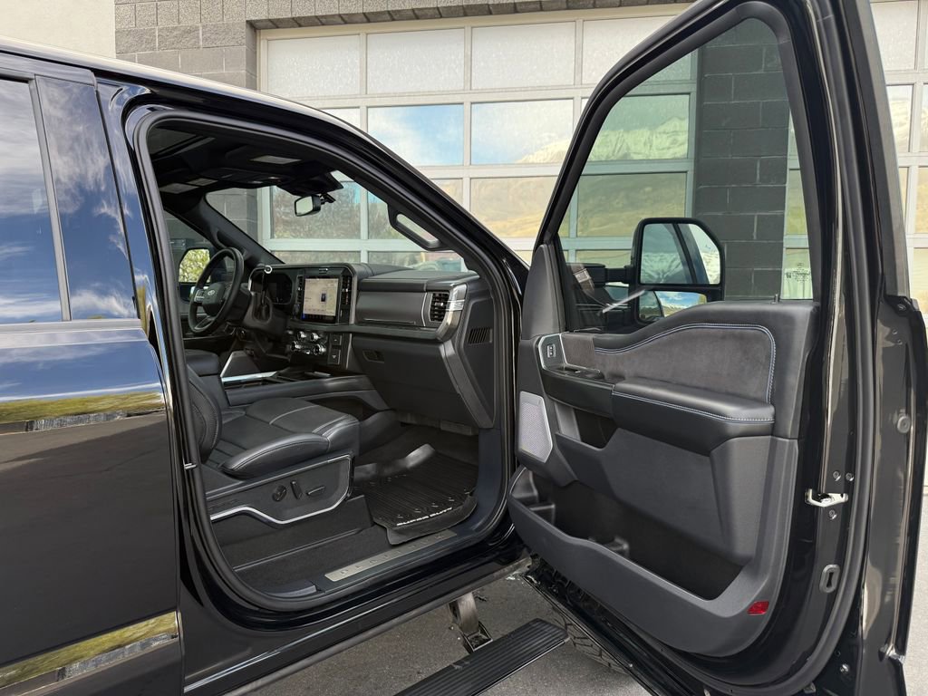 2025 Ford F350 Platinum