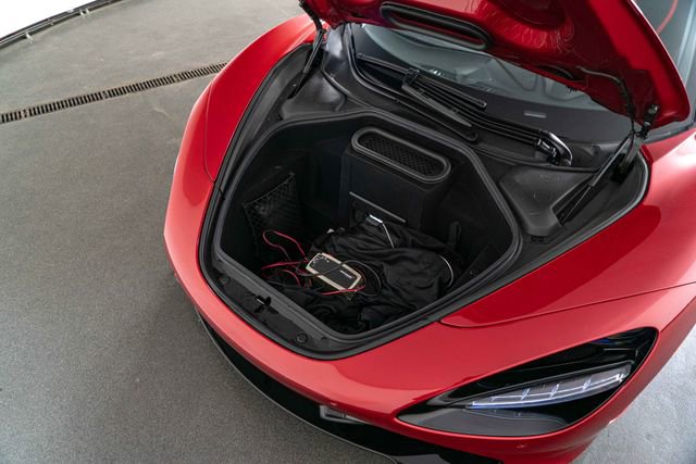 Used 2021 McLaren 720S Performance photo 27