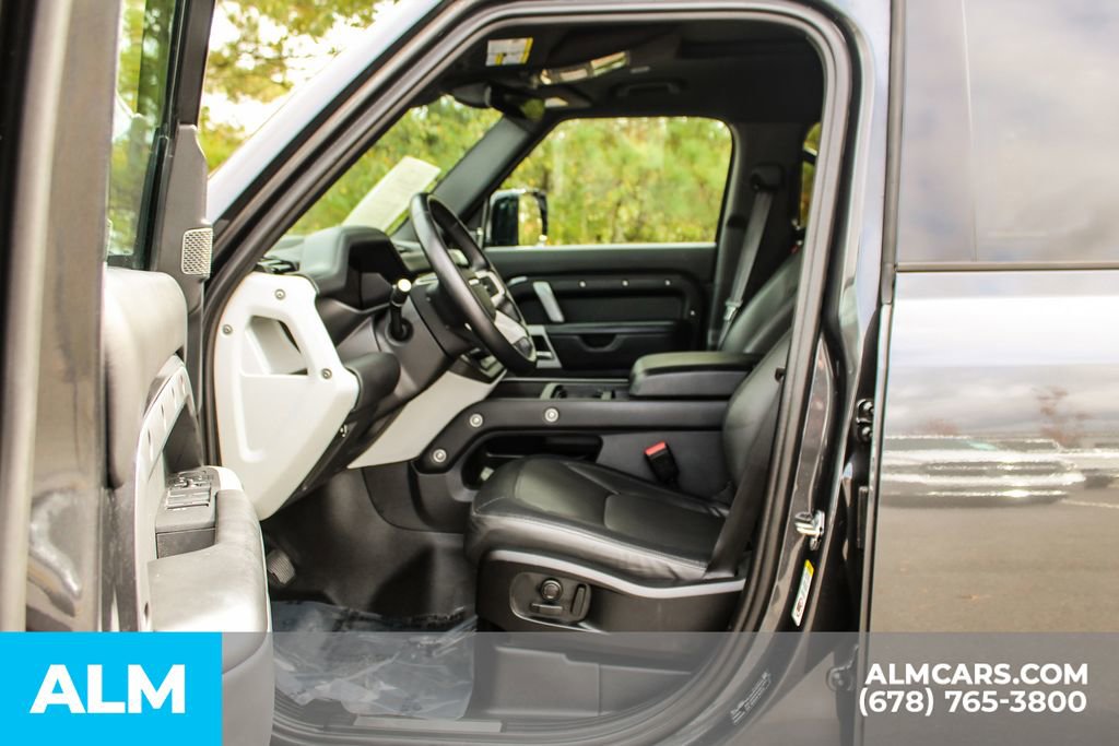 2024 Land Rover Defender 110 X-Dynamic SE