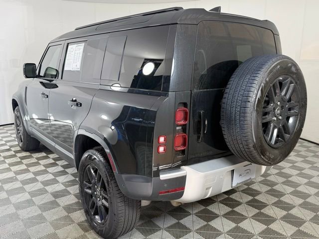 2025 Land Rover Defender 110 S