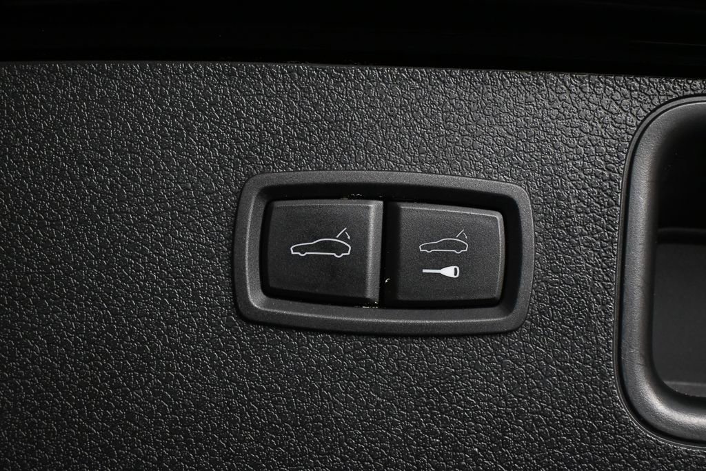 2024 Porsche Macan S