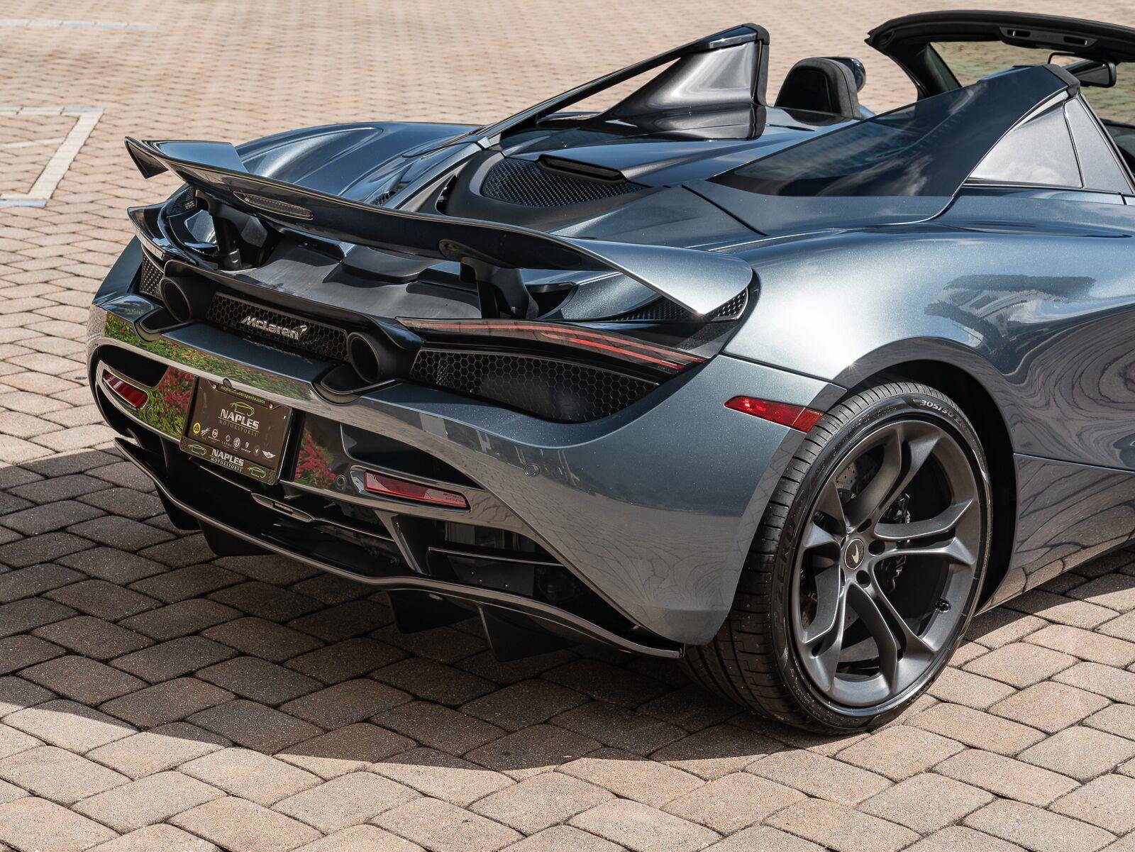 Used 2020 McLaren 720S Spider photo 31