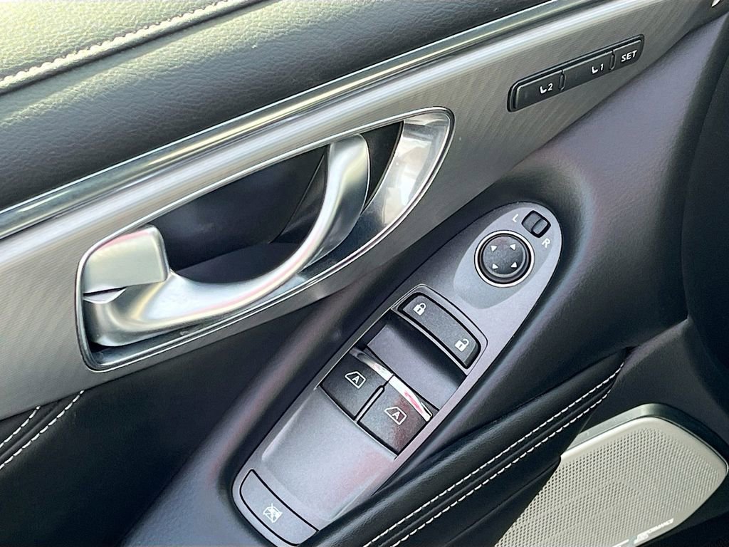 2019 INFINITI Q60 3.0t Luxe