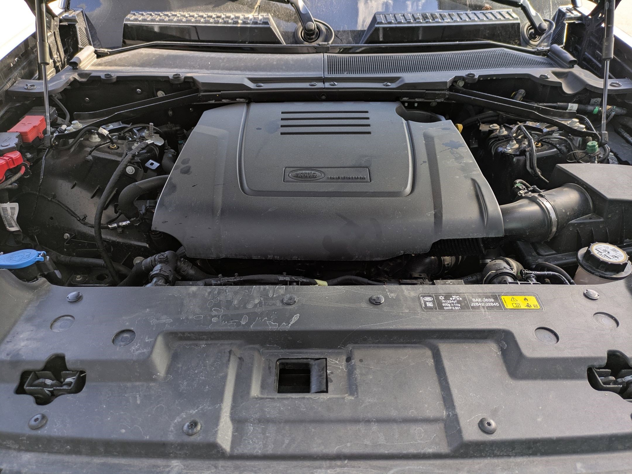 2025 Land Rover Defender 110 S