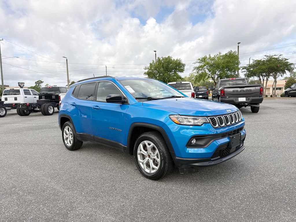 Used 2024 Jeep Compass Latitude