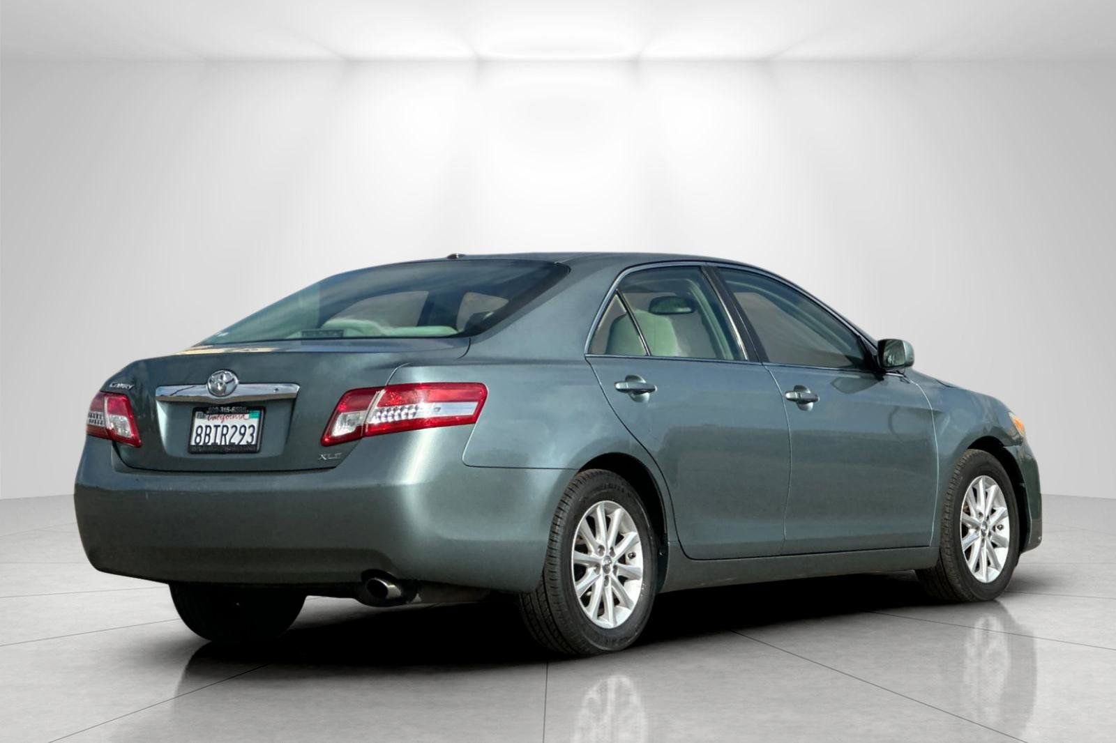 2011 Toyota Camry XLE