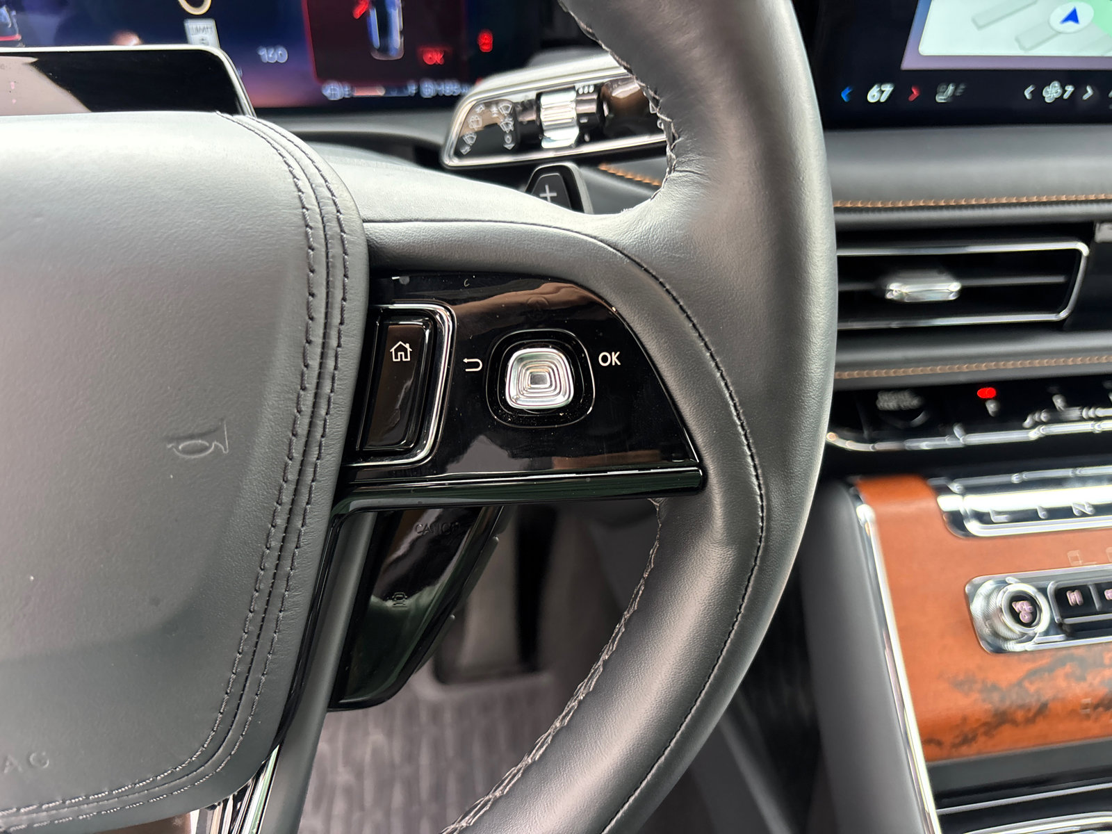 2025 Lincoln Aviator Black Label