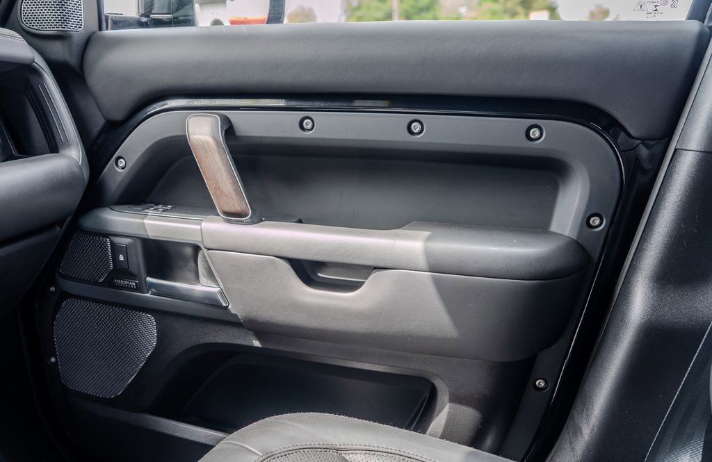 2021 Land Rover Defender 110 X