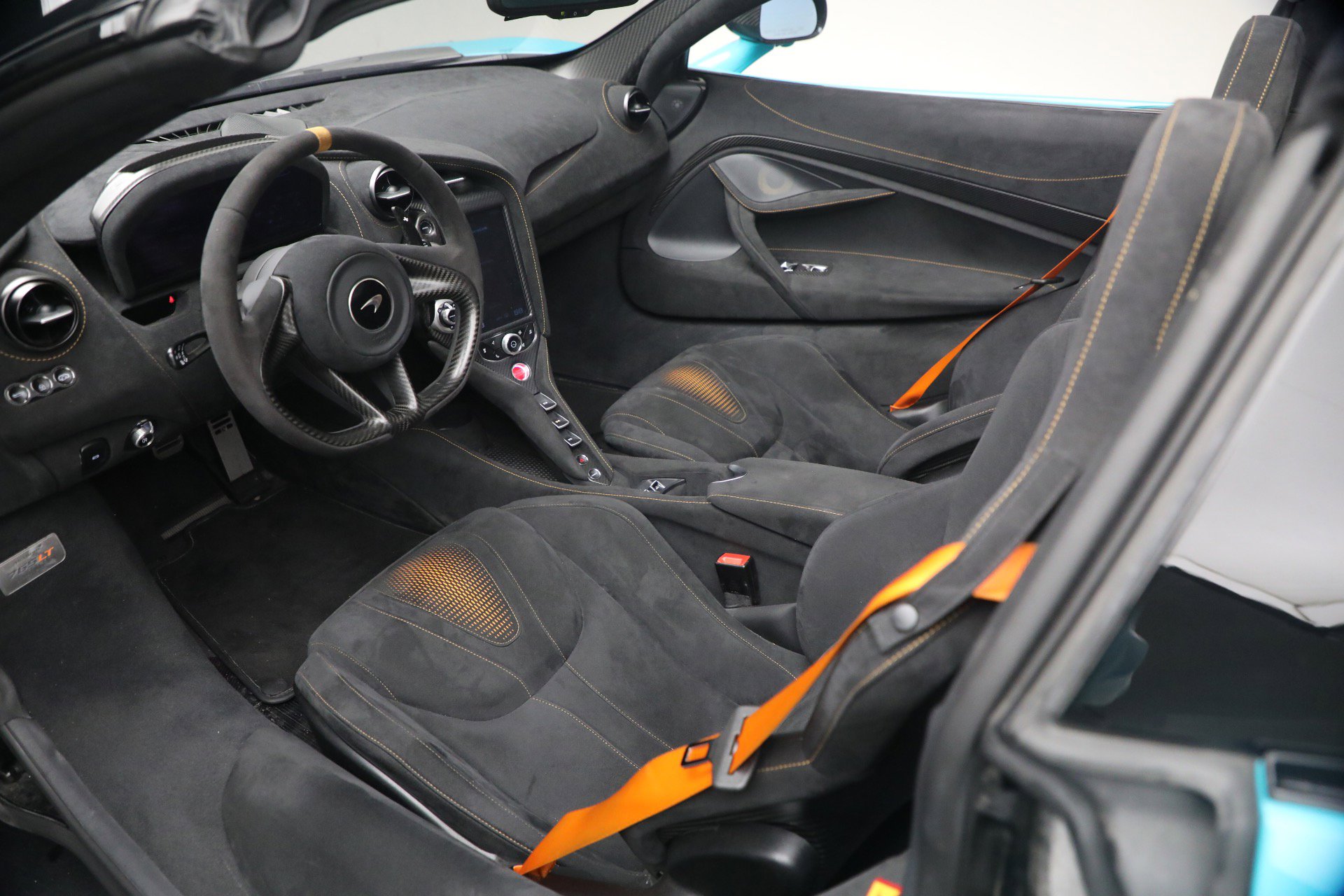 Used 2022 McLaren 765LT photo 30