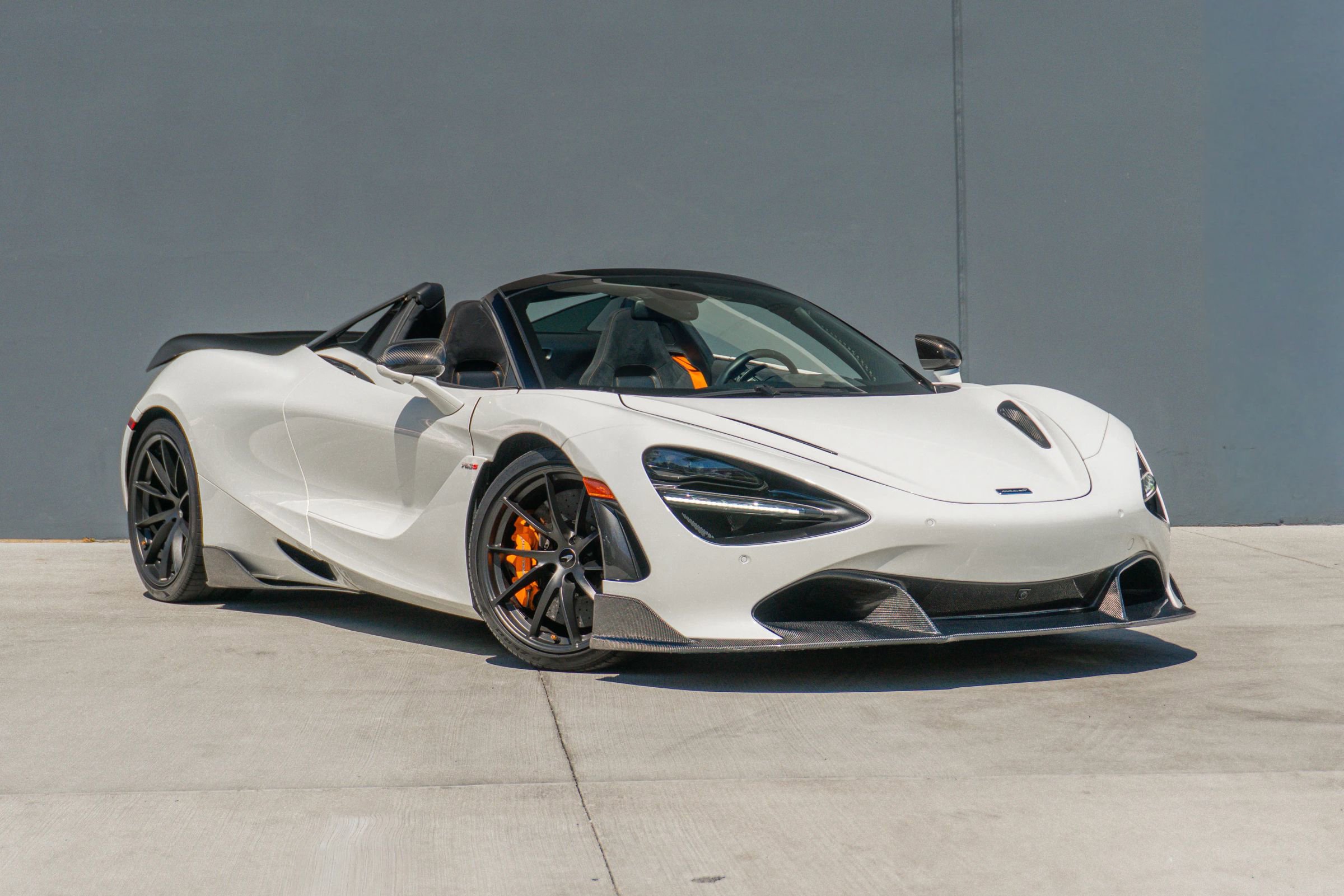 Used 2021 McLaren 720S Spider photo 13