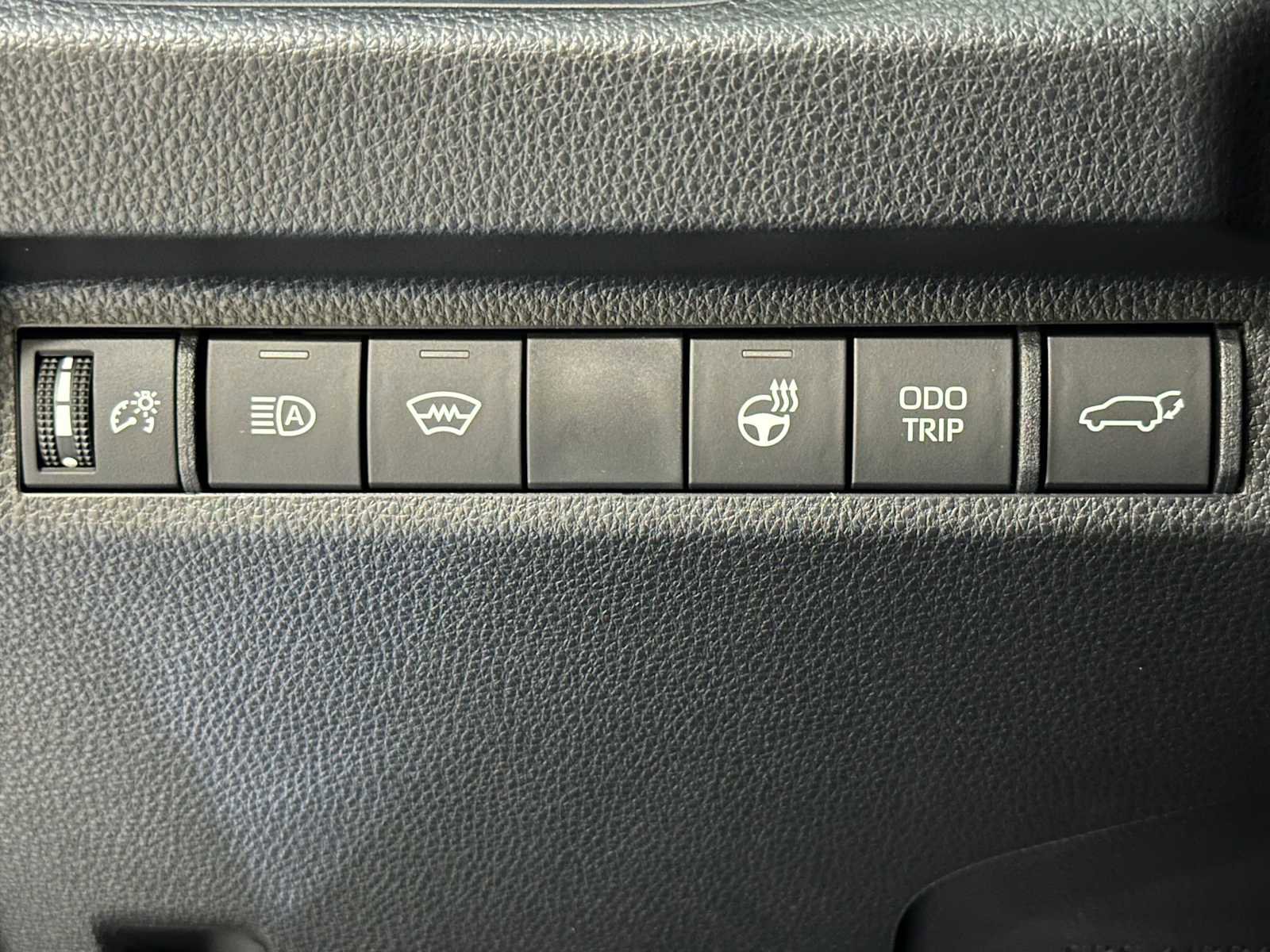 2025 Toyota RAV4 XSE