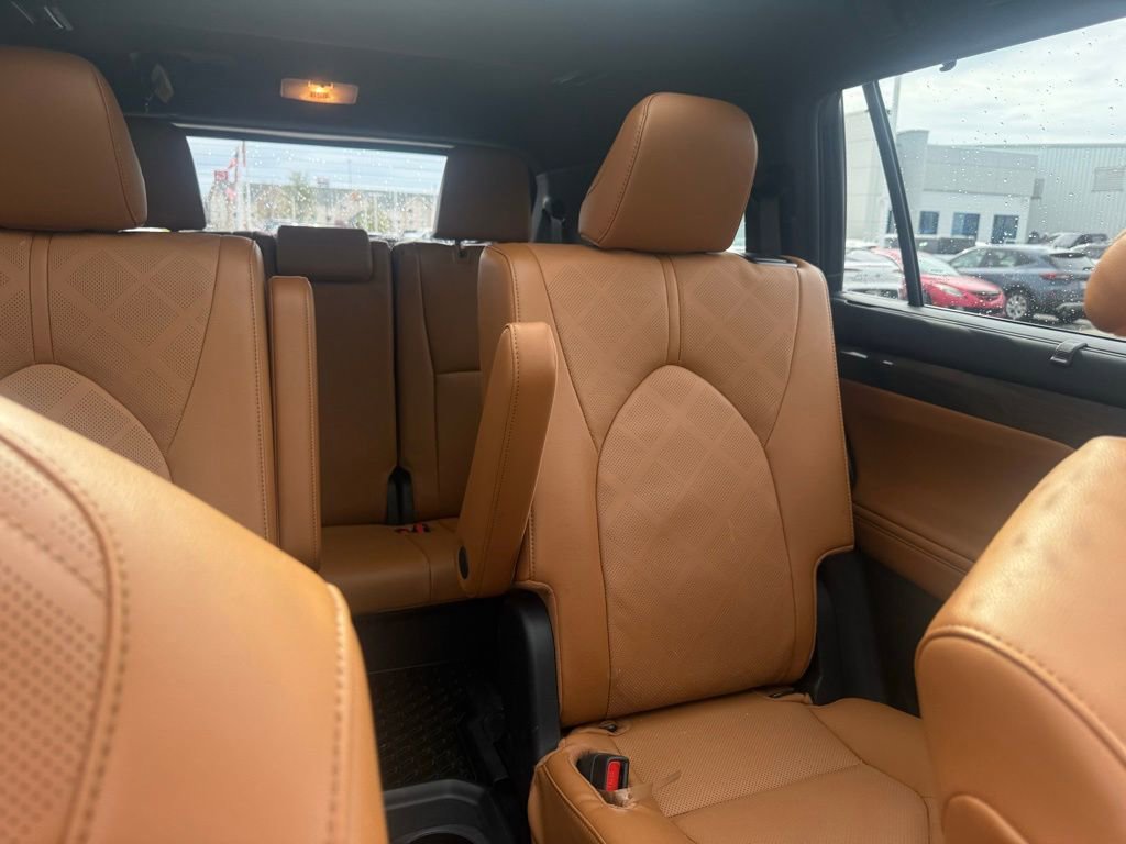 2025 Toyota Highlander Platinum