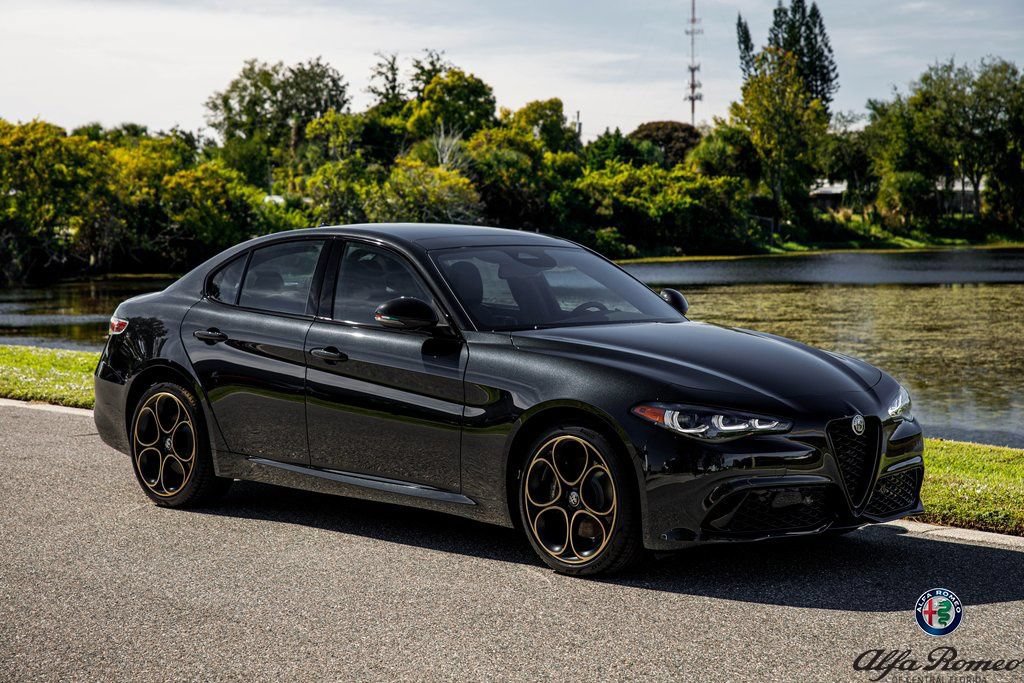 New 2025 Alfa Romeo Giulia AWD w/ Driving Assist Package