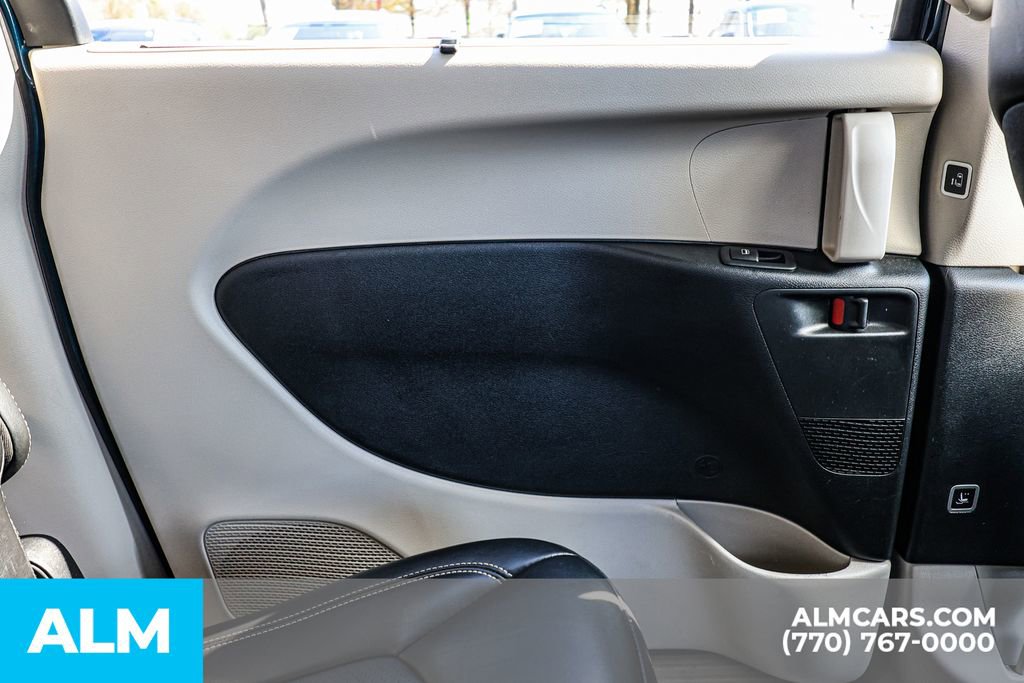 2024 Chrysler Pacifica Touring-L