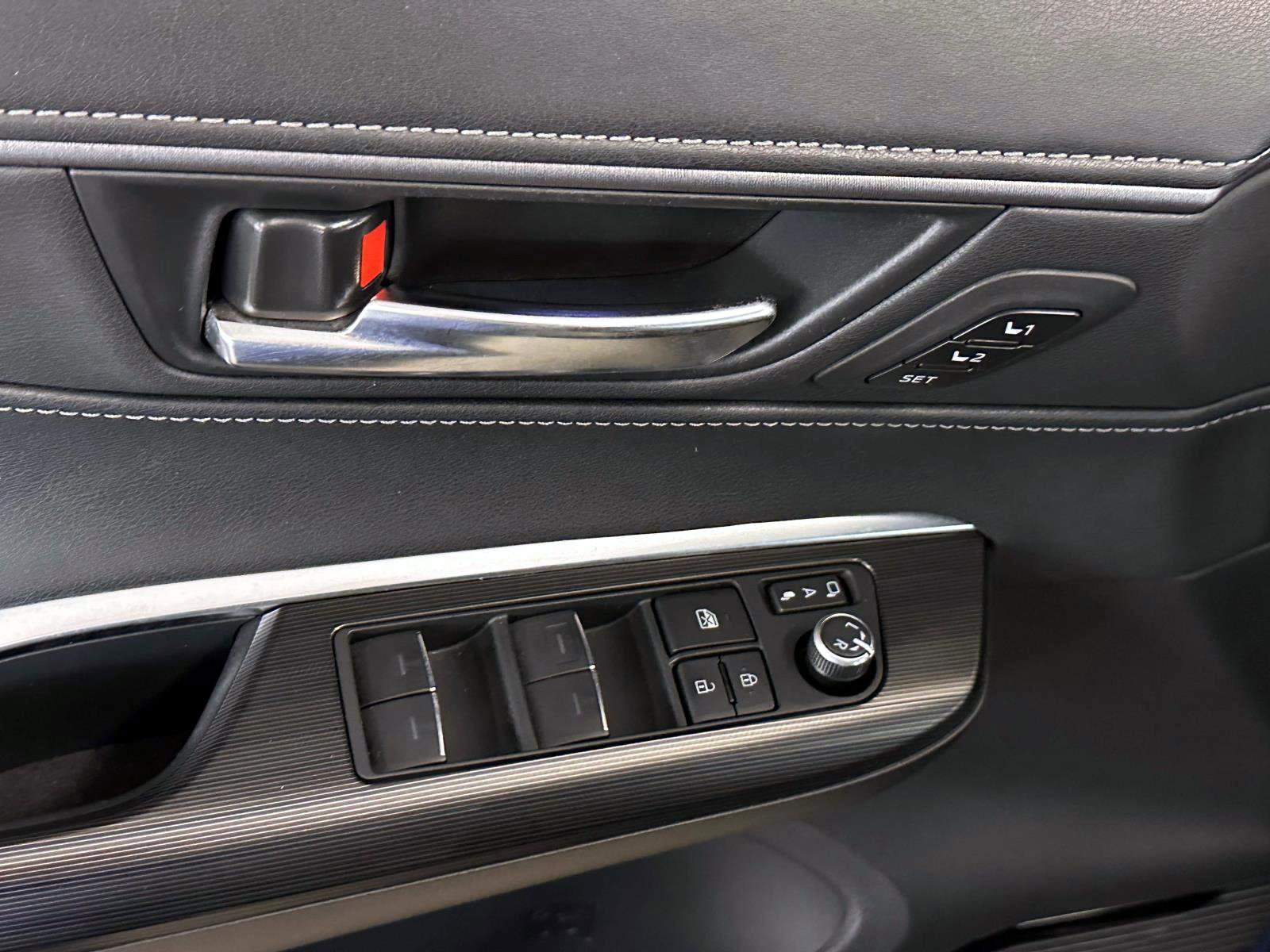 2023 Toyota Venza XLE