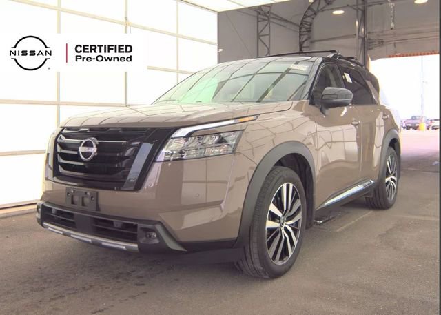 Used 2024 Nissan Pathfinder Platinum
