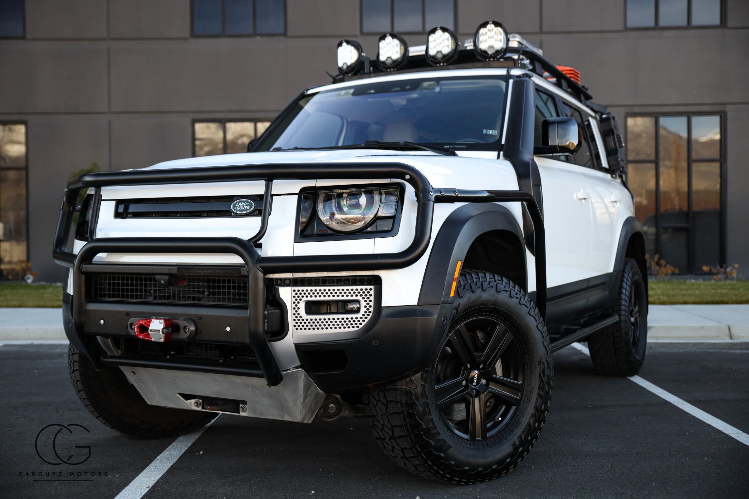 2021 Land Rover Defender 110 SE