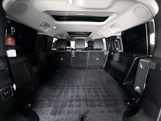 2023 Land Rover Defender 130 SE