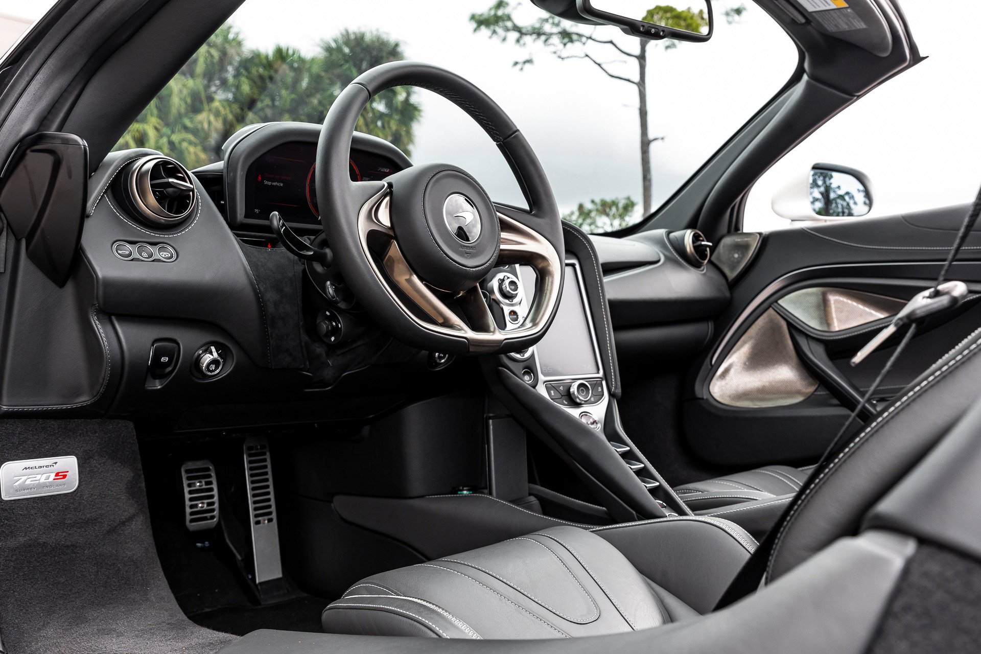 Used 2020 McLaren 720S Luxury photo 30