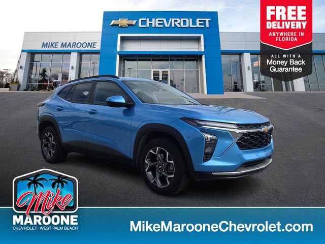 Certified 2025 Chevrolet Trax LT w/ Driver Confidence Package