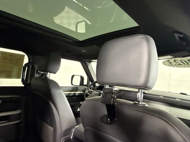 2023 Land Rover Defender 110 X-Dynamic SE