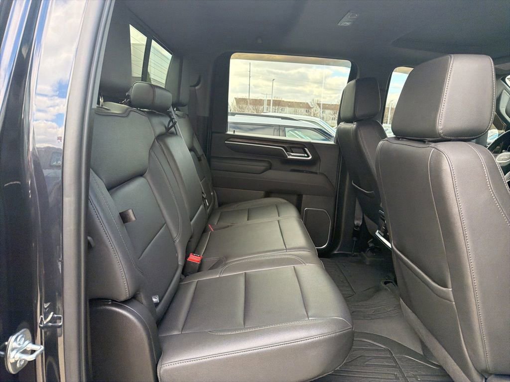 2025 GMC Sierra 2500 SLT