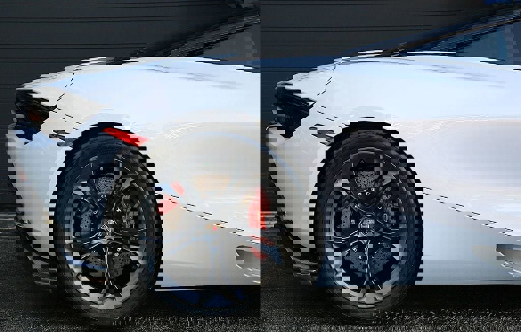 Used 2018 McLaren 720S Luxury photo 20