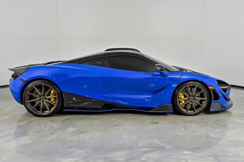 Used 2018 McLaren 720S Luxury photo 15