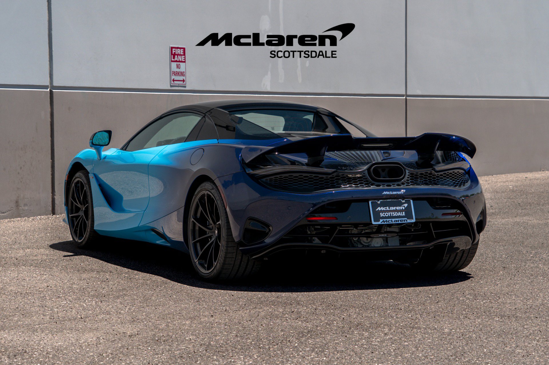 Used 2025 McLaren 750S Spider photo 38