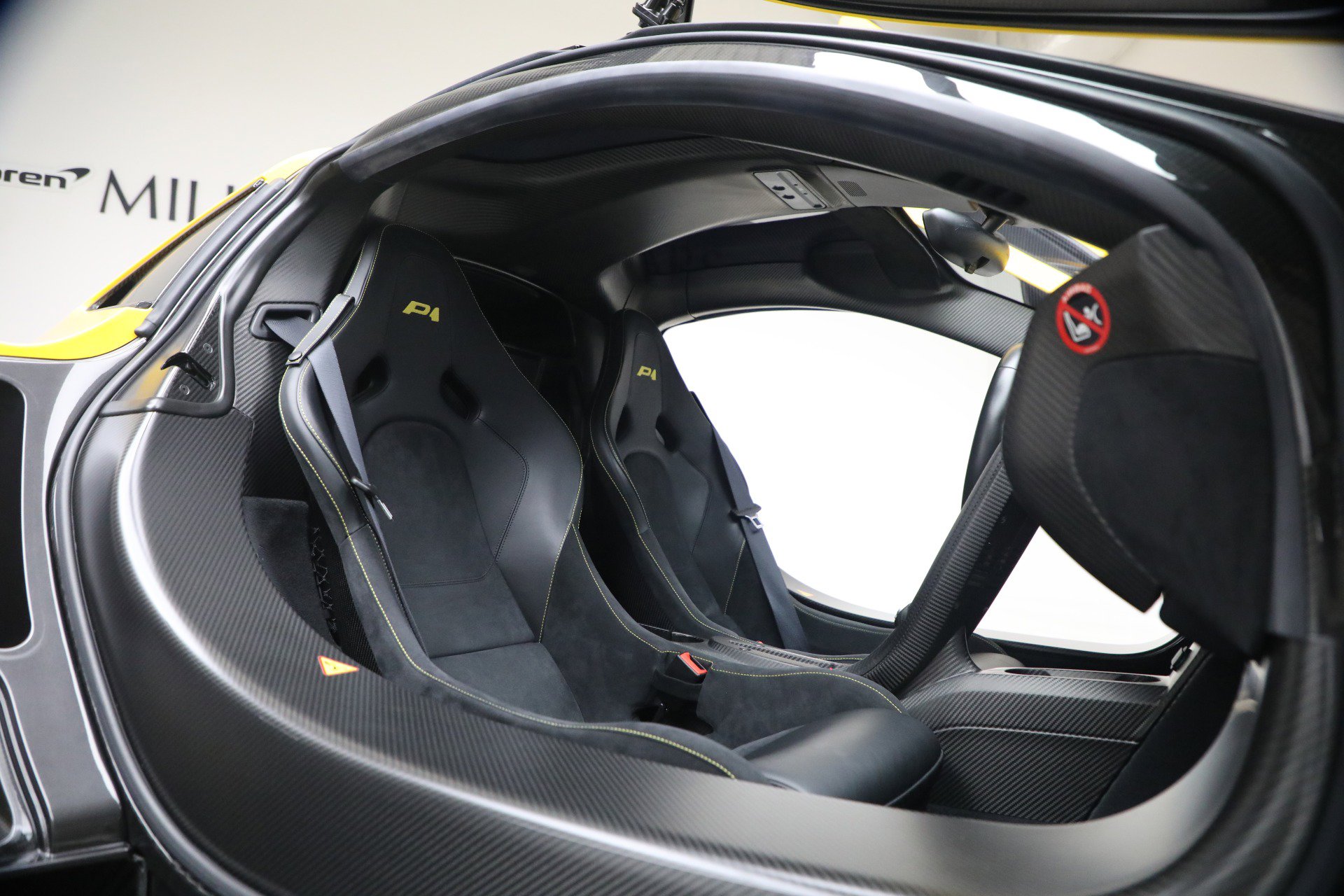 Used 2015 McLaren P1 photo 24