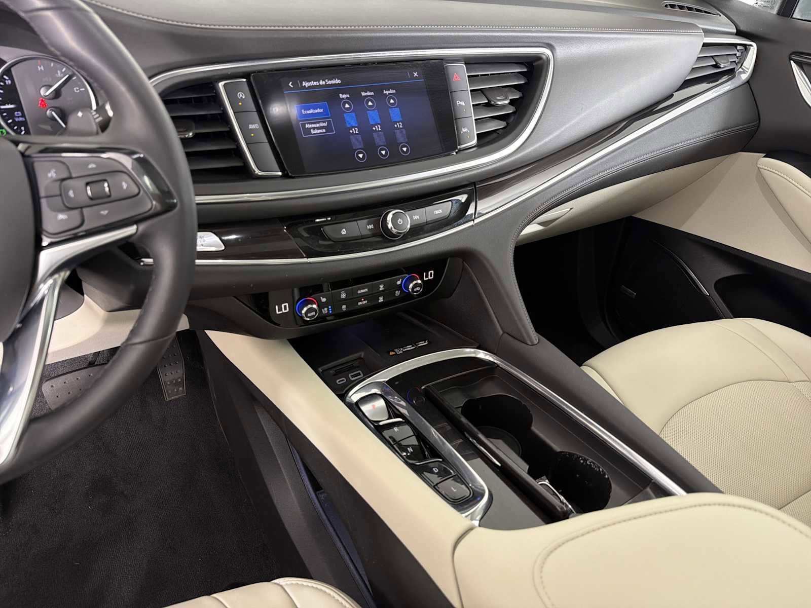 2023 Buick Enclave Premium
