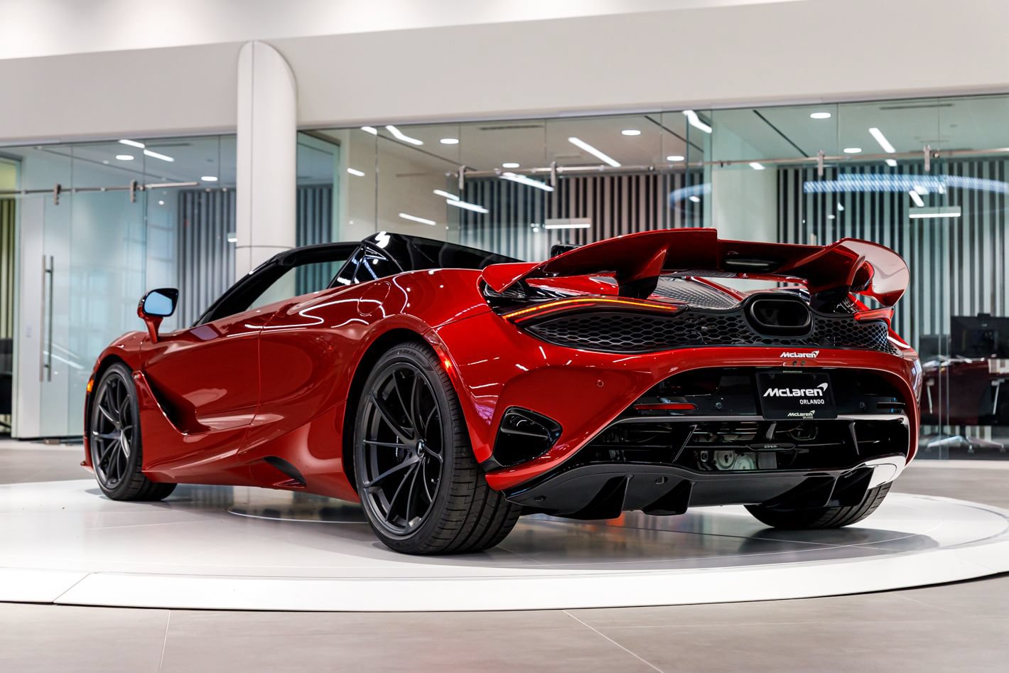 Used 2027 McLaren 750S Spider photo 30