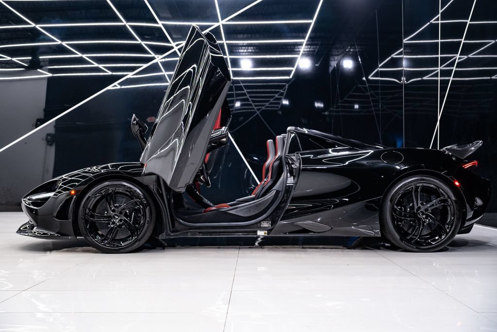 Used 2024 McLaren 750S Spider photo 16