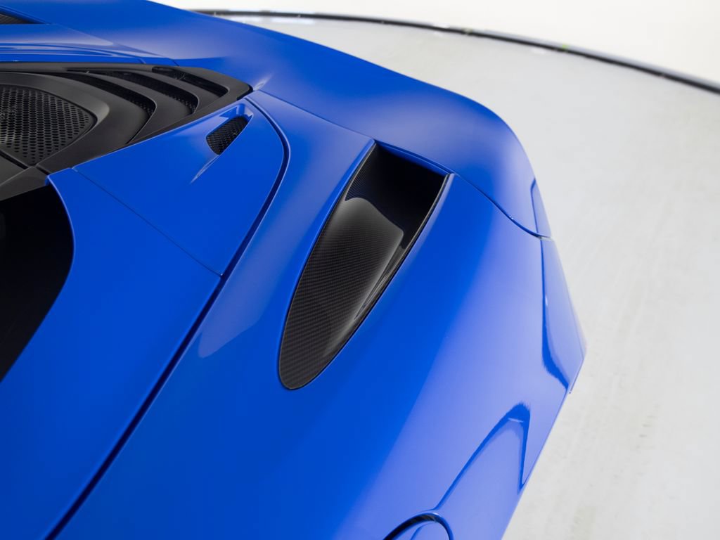 Used 2020 McLaren 720S Performance photo 39