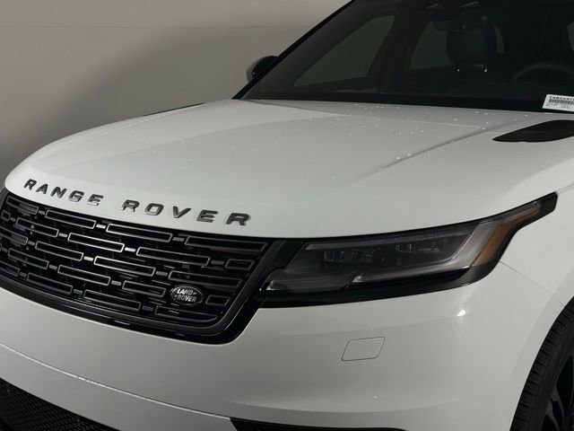 2026 Land Rover Range Rover Velar Dynamic SE