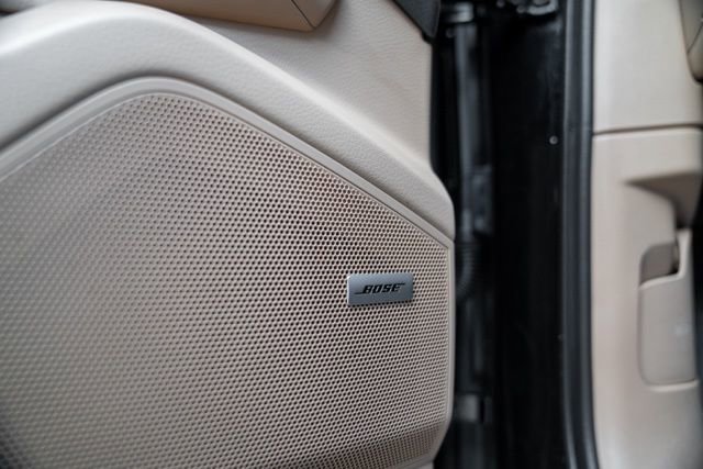 2022 Porsche Cayenne Platinum Edition