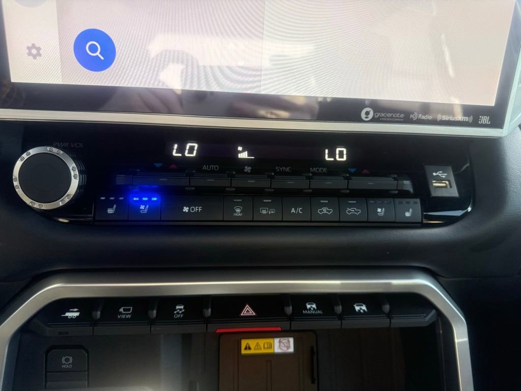 2022 Toyota Tundra Platinum