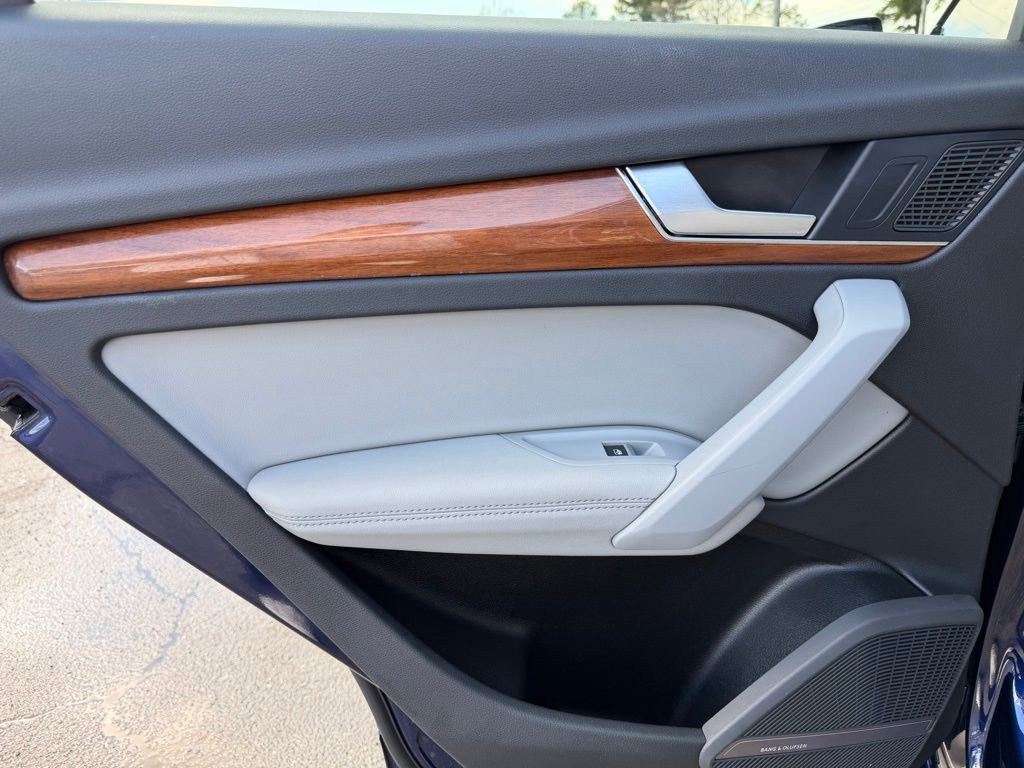 2023 Audi Q5 2.0T Premium Plus