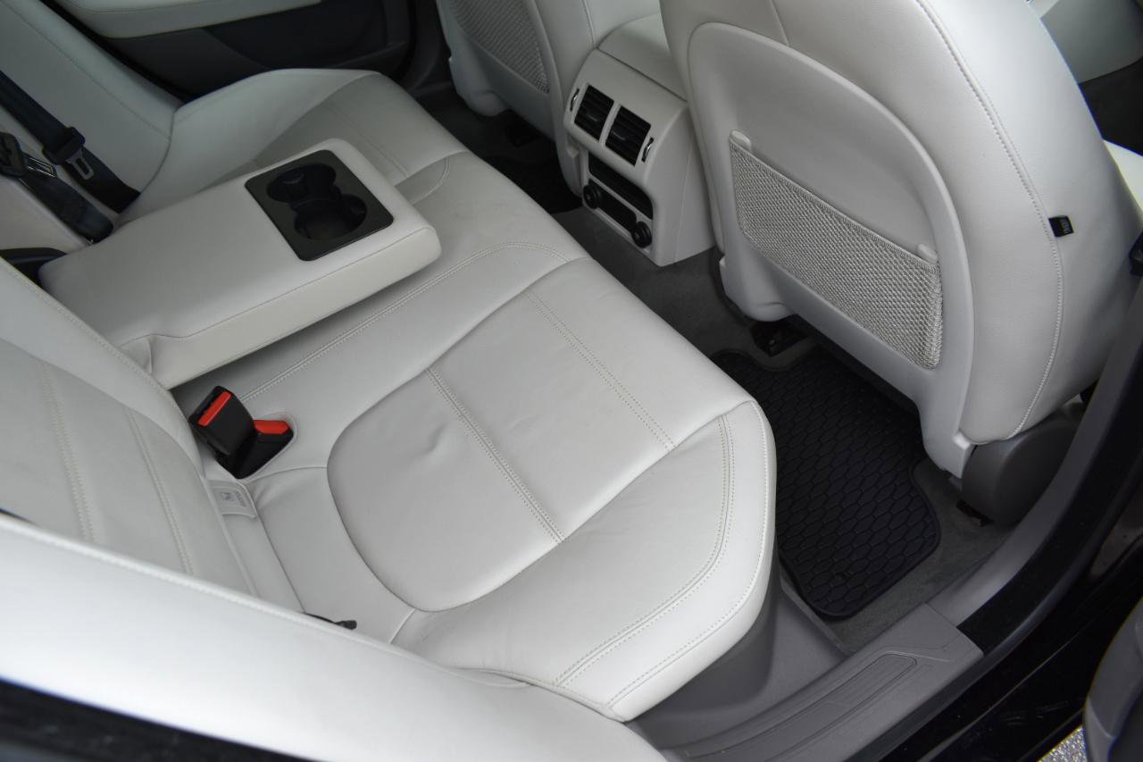 2019 Jaguar XE Prestige