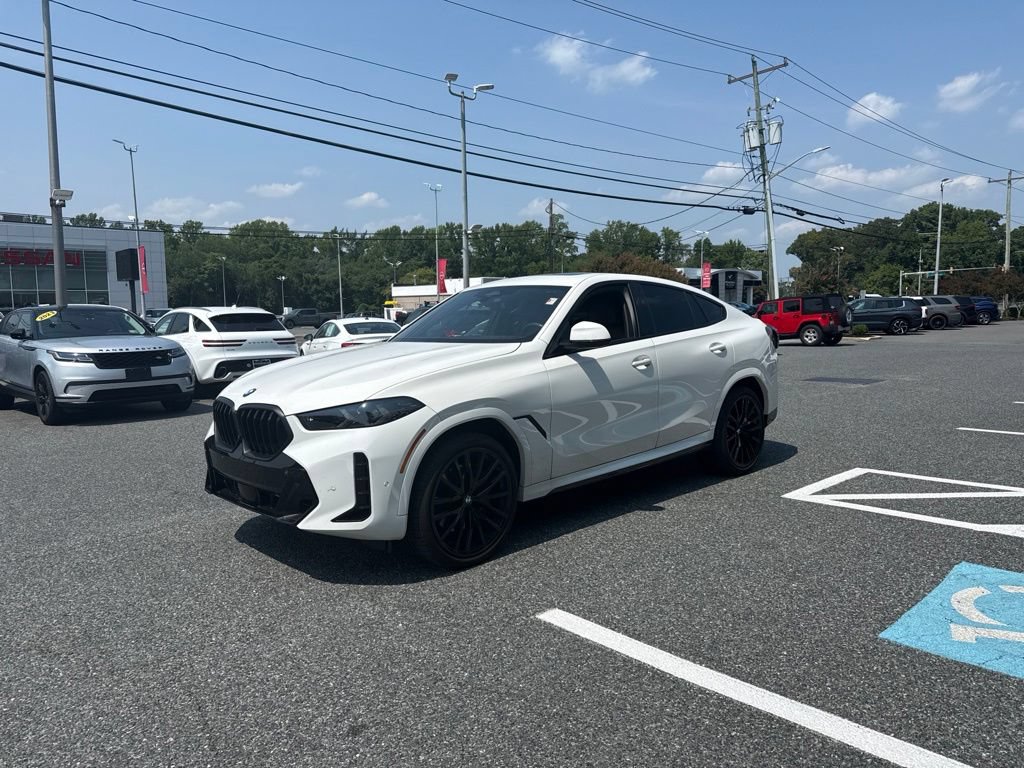 Used 2024 BMW X6 xDrive40i w/ Premium Package