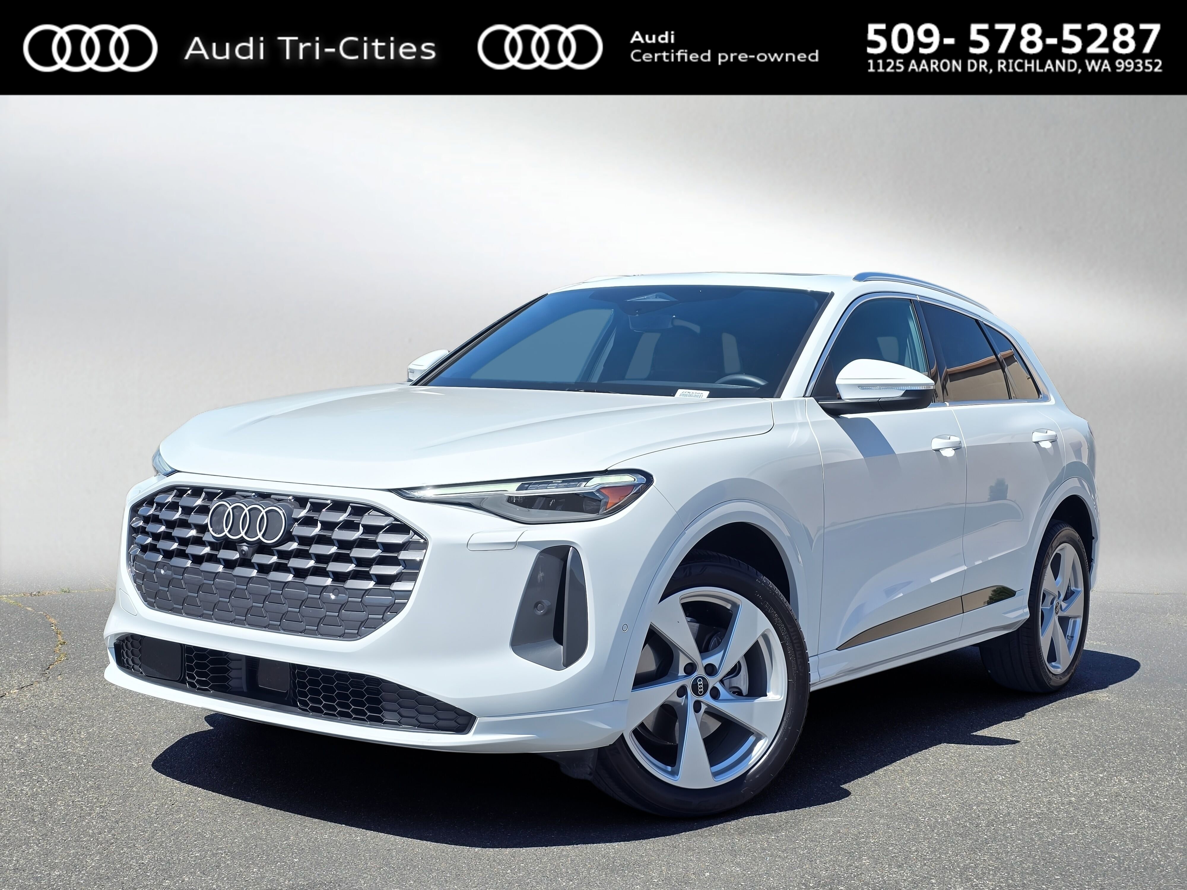 Certified 2025 Audi Q5 Premium w/ Premium Plus