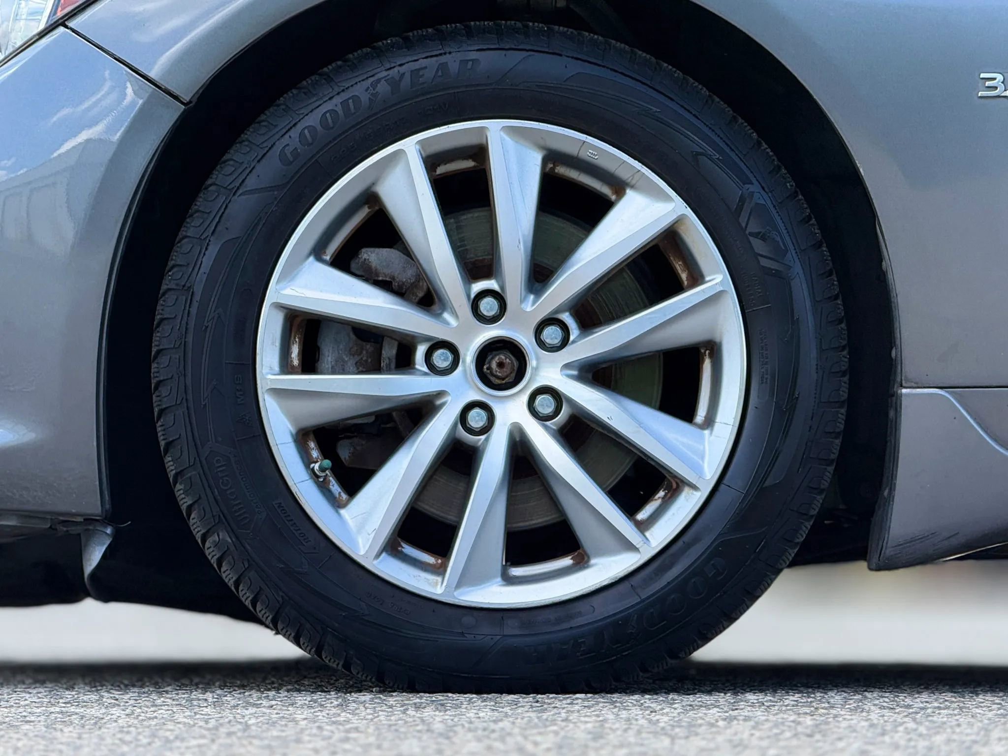 2015 INFINITI Q50 Premium