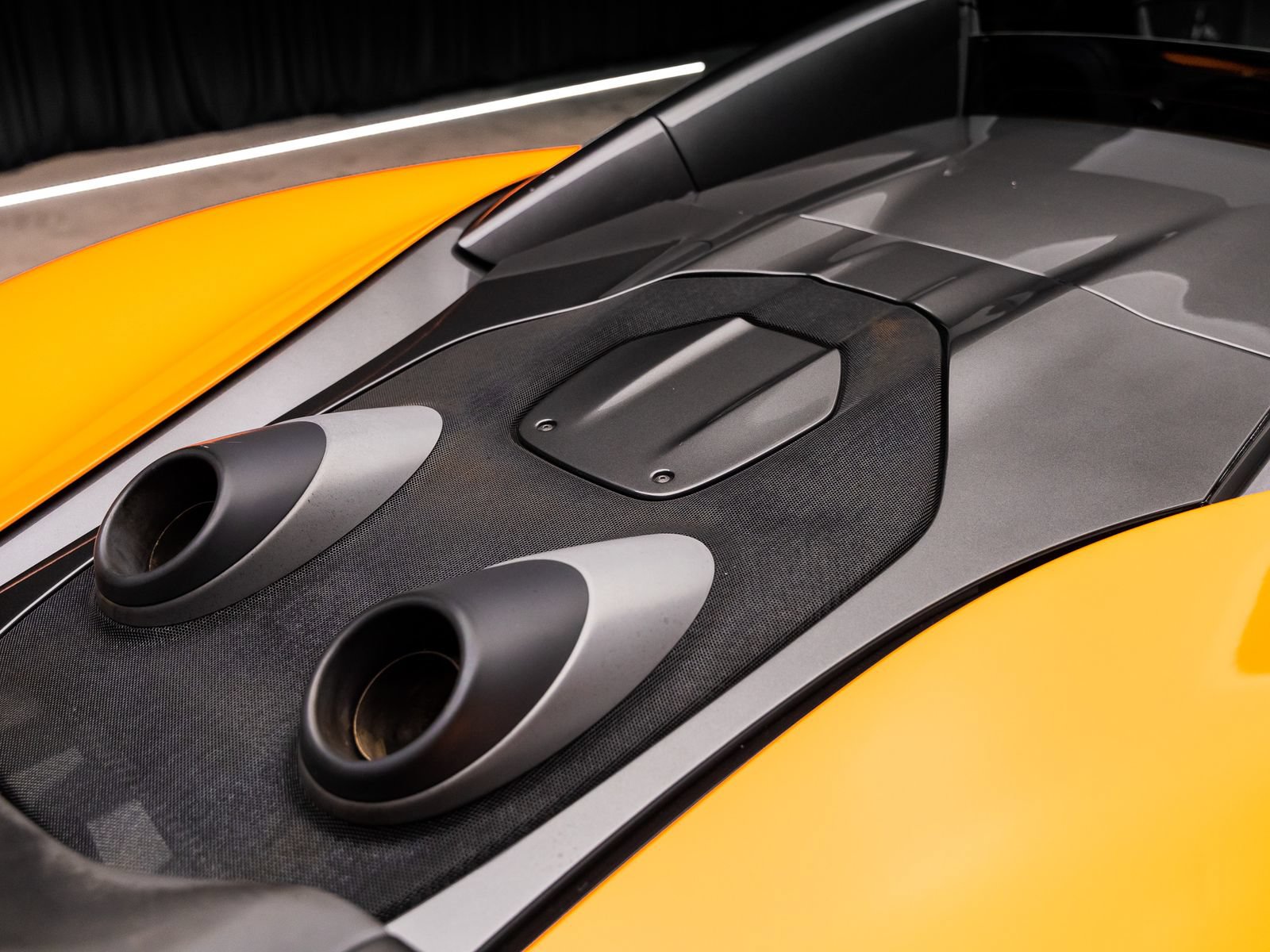 Used 2020 McLaren 600LT Spider photo 40